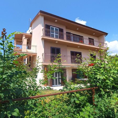 Apartments Lada 1217 Premantura Exterior photo